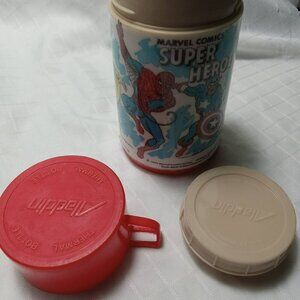 Marvel Super Heroes 1976 Vintage Thermos